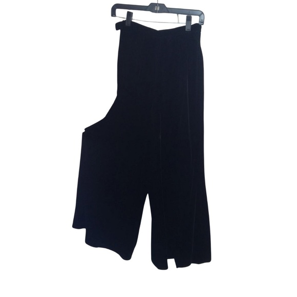Late 70's Malbe Original Black Velvet Gauchos size 6 - Picture 1 of 4